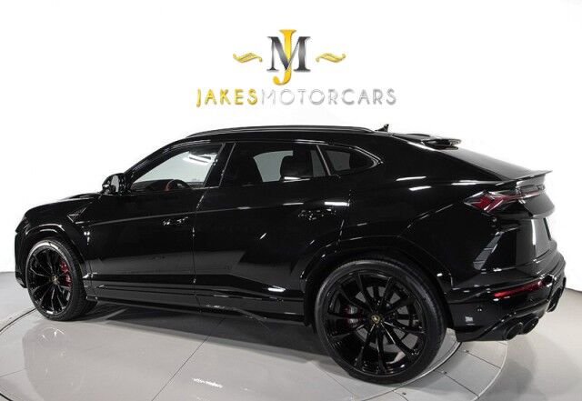 2022 Lamborghini Urus *$45,000 IN OPTIONS* *1-OWNER* *BI-COLOR SPORTIVO INTERIOR* San Diego CA
