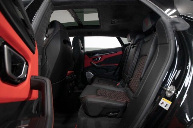 2022 Lamborghini Urus *$45,000 IN OPTIONS* *1-OWNER* *BI-COLOR SPORTIVO INTERIOR* San Diego CA