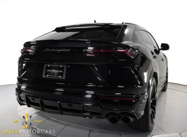 2022 Lamborghini Urus *$45,000 IN OPTIONS* *1-OWNER* *BI-COLOR SPORTIVO INTERIOR* San Diego CA