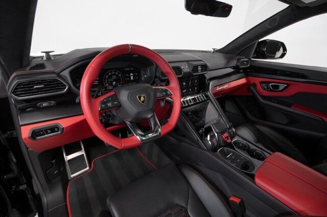 2022 Lamborghini Urus *$45,000 IN OPTIONS* *1-OWNER* *BI-COLOR SPORTIVO INTERIOR* San Diego CA