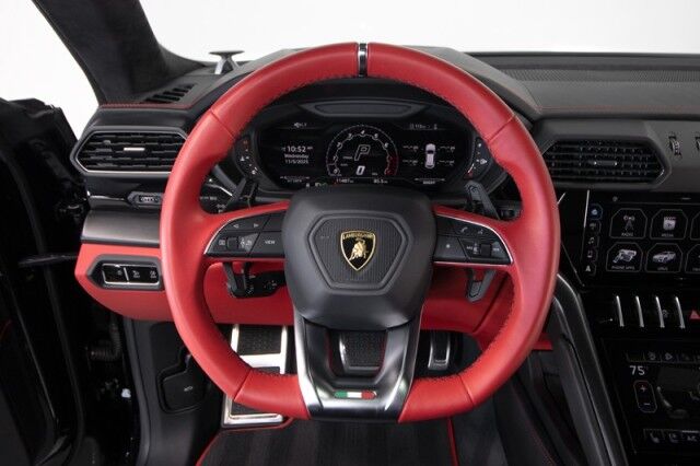 2022 Lamborghini Urus *$45,000 IN OPTIONS* *1-OWNER* *BI-COLOR SPORTIVO INTERIOR* San Diego CA