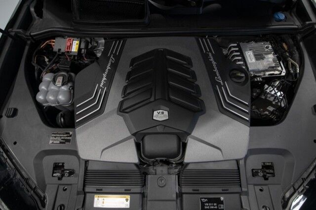 2022 Lamborghini Urus *$45,000 IN OPTIONS* *1-OWNER* *BI-COLOR SPORTIVO INTERIOR* San Diego CA