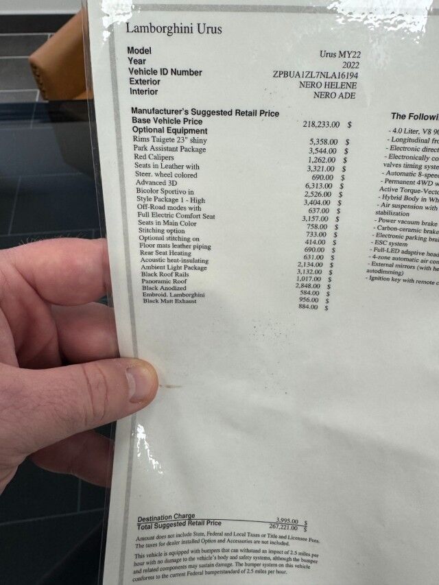 2022 Lamborghini Urus *$45,000 IN OPTIONS* *BLACK ON RED/BLACK* *1-OWNER* San Diego CA