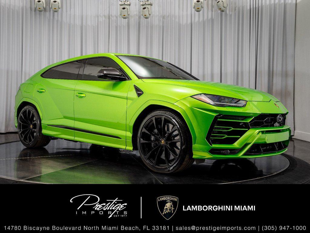 2022 Lamborghini Urus AWD