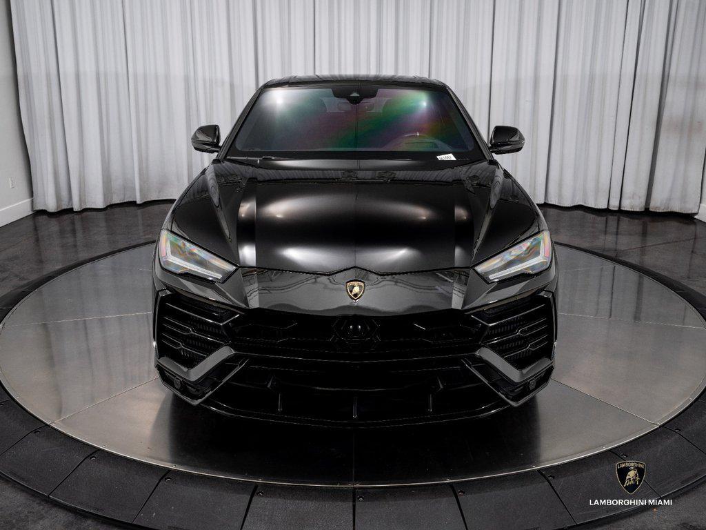 2022 Lamborghini Urus AWD