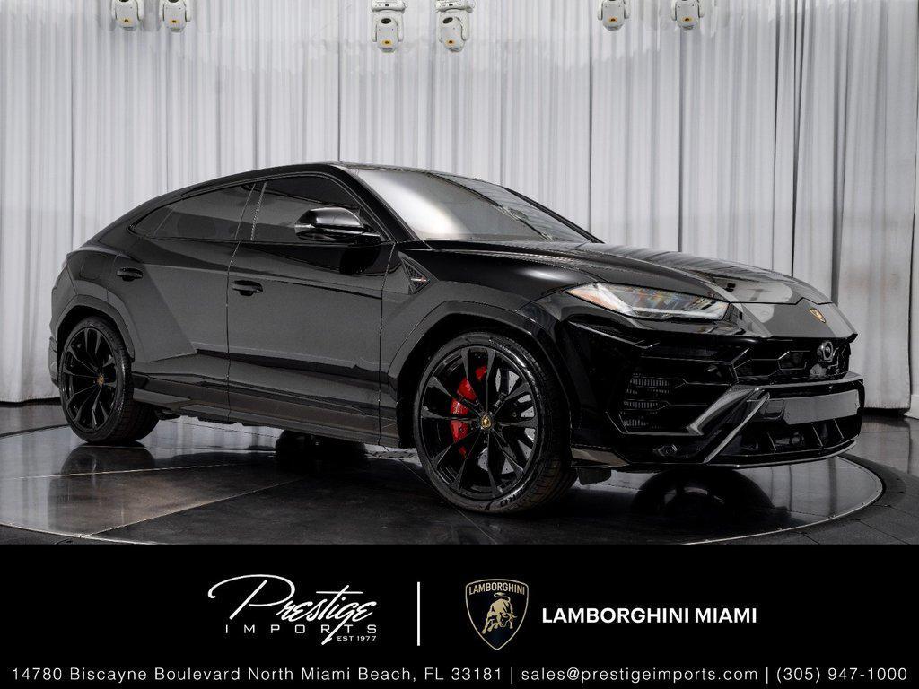 2022 Lamborghini Urus AWD