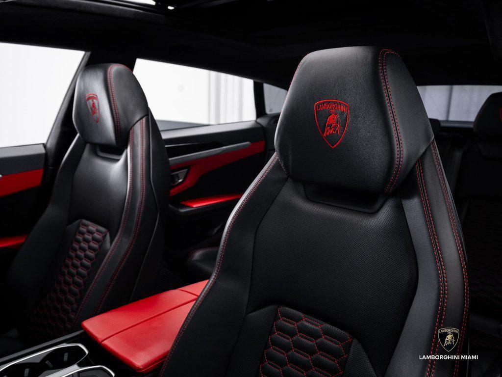 2022 Lamborghini Urus AWD North Miami Beach FL