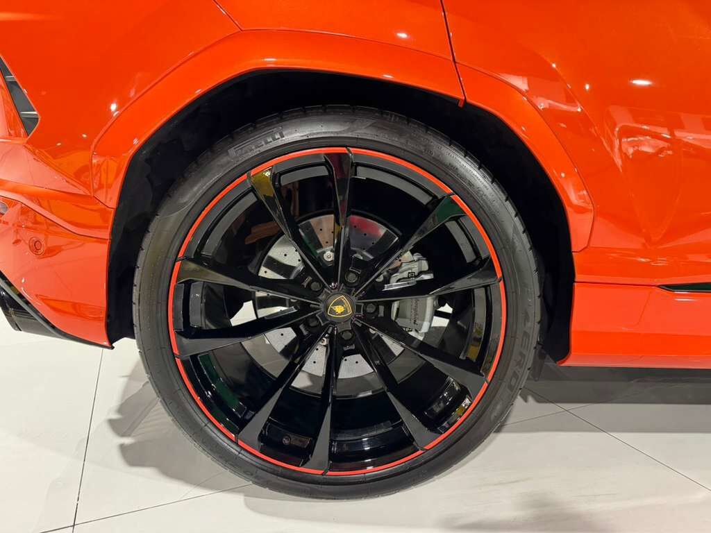 2022 Lamborghini Urus Arancio Argos paint, Ad Personam interior, Bang & Olufsen audio, interior carbon AND MUCH MORE!! Fort Lauderdale FL