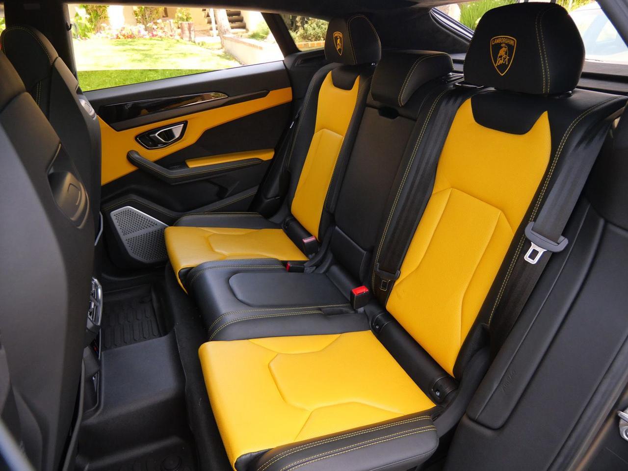 2022 Lamborghini Urus Base Base Lawrence KS
