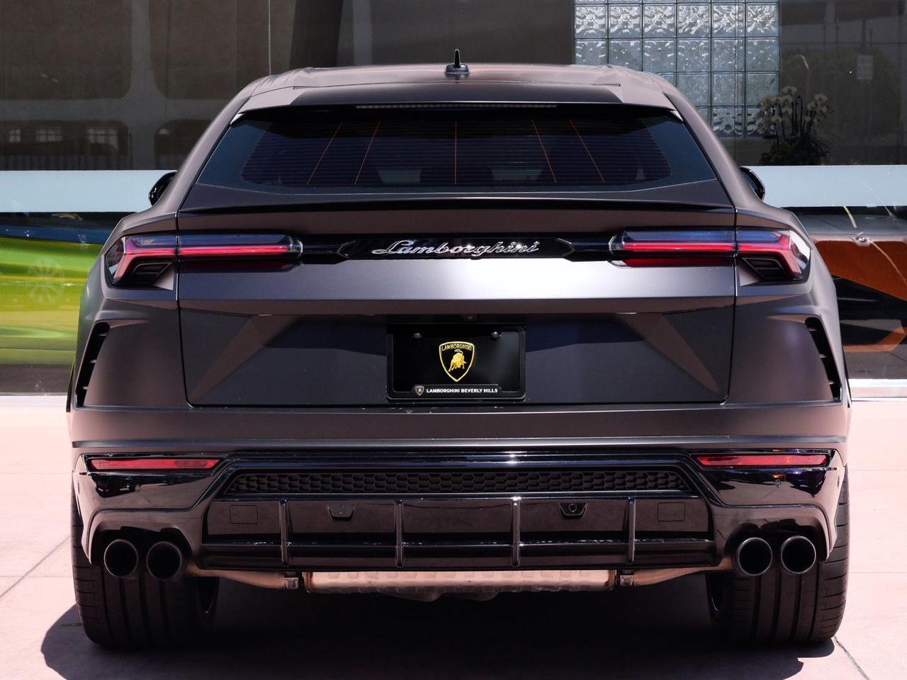 2022 Lamborghini Urus Base Base Lawrence KS