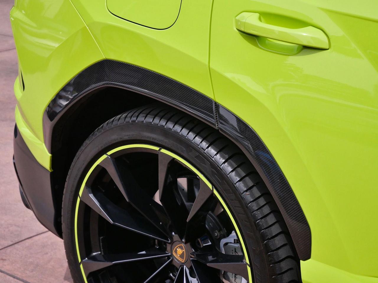 2022 Lamborghini Urus Base Base Lawrence KS