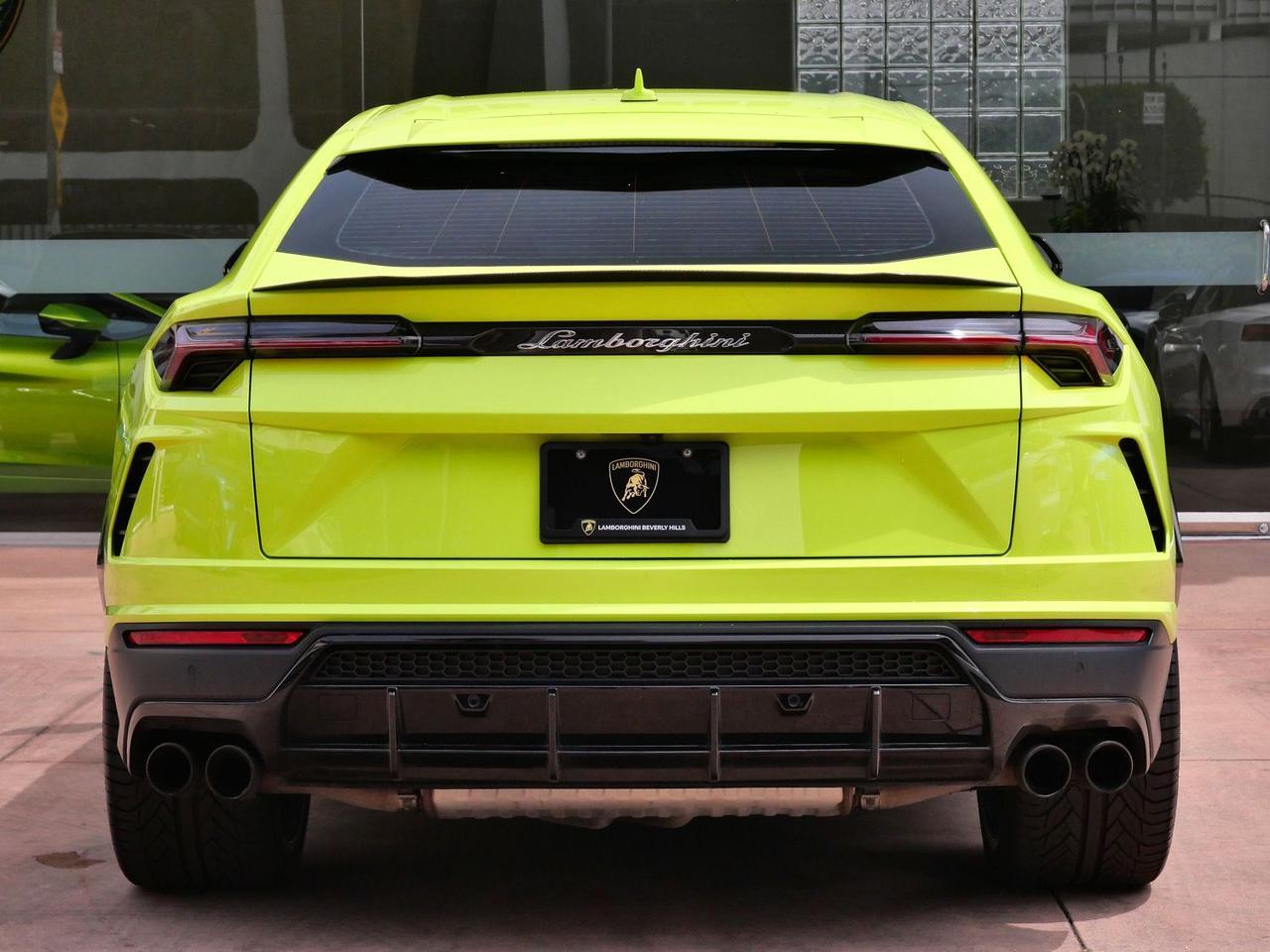 2022 Lamborghini Urus Base Base Lawrence KS