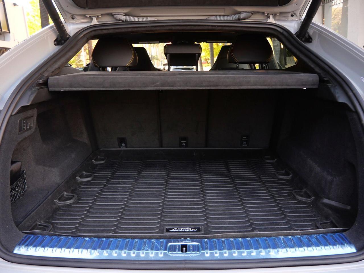 2022 Lamborghini Urus Base Base Lawrence KS