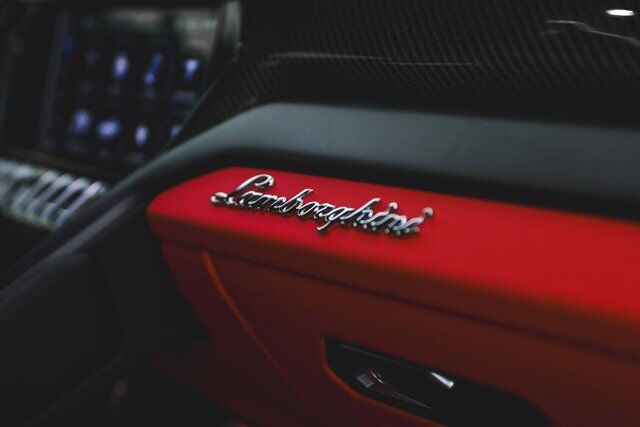 2022 Lamborghini Urus Base Bellevue WA
