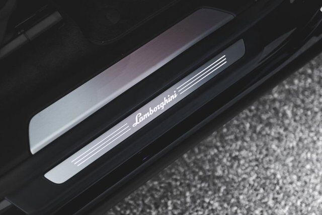 2022 Lamborghini Urus Base Bellevue WA