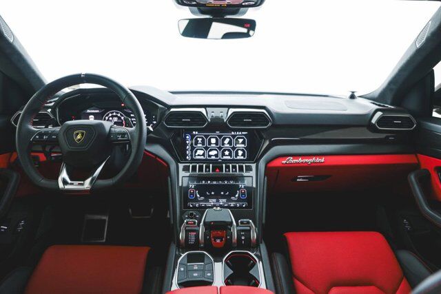 2022 Lamborghini Urus Base Bellevue WA