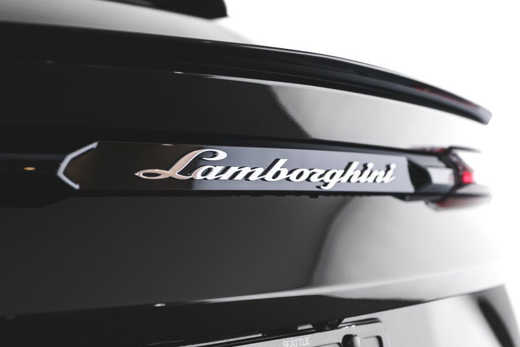 2022 Lamborghini Urus Base Bellevue WA