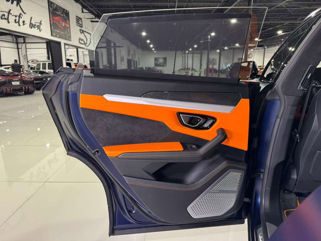 2022 Lamborghini Urus Blu Astraeus Matt paint, Arancio Atlas calipers,Ad Personam interior, Bang & Olufsen system & MORE!! Fort Lauderdale FL