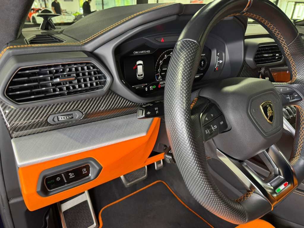 2022 Lamborghini Urus Blu Astraeus Matt paint, Arancio Atlas calipers,Ad Personam interior, Bang & Olufsen system & MORE!! Fort Lauderdale FL