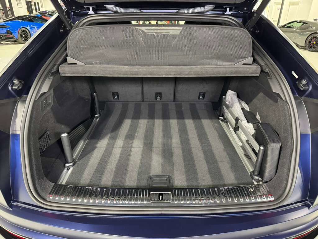 2022 Lamborghini Urus Blu Astraeus Matt paint, Arancio Atlas calipers,Ad Personam interior, Bang & Olufsen system & MORE!! Fort Lauderdale FL