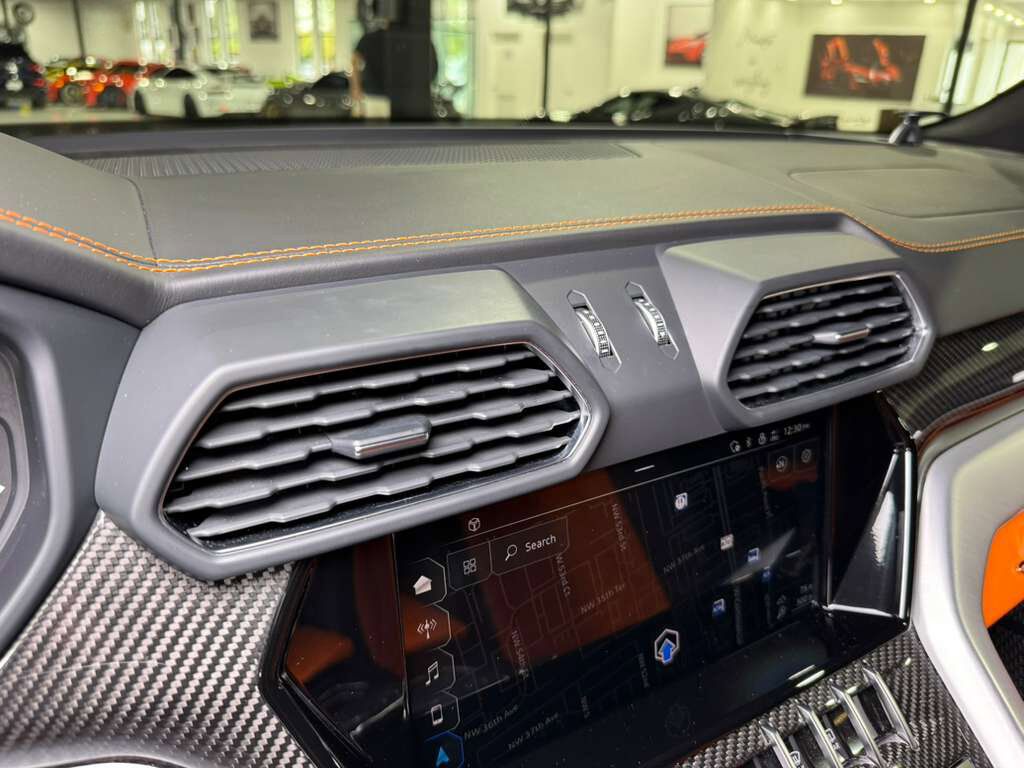 2022 Lamborghini Urus Blu Astraeus Matt paint, Arancio Atlas calipers,Ad Personam interior, Bang & Olufsen system & MORE!! Fort Lauderdale FL