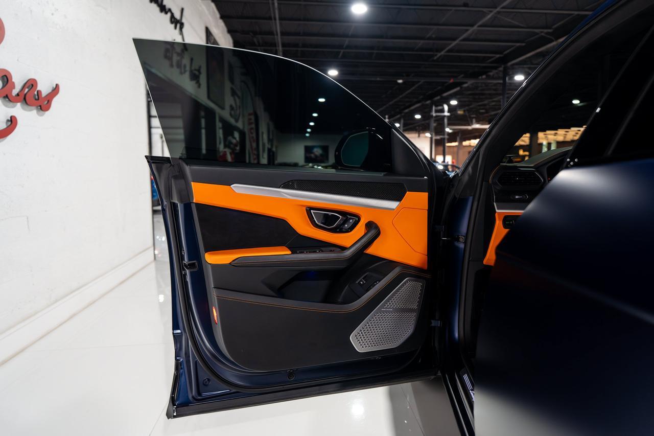 2022 Lamborghini Urus Blu Astraeus Matt paint, Arancio calipers,Ad Personam interior, Bang & Olufsen system & MORE!! Fort Lauderdale FL