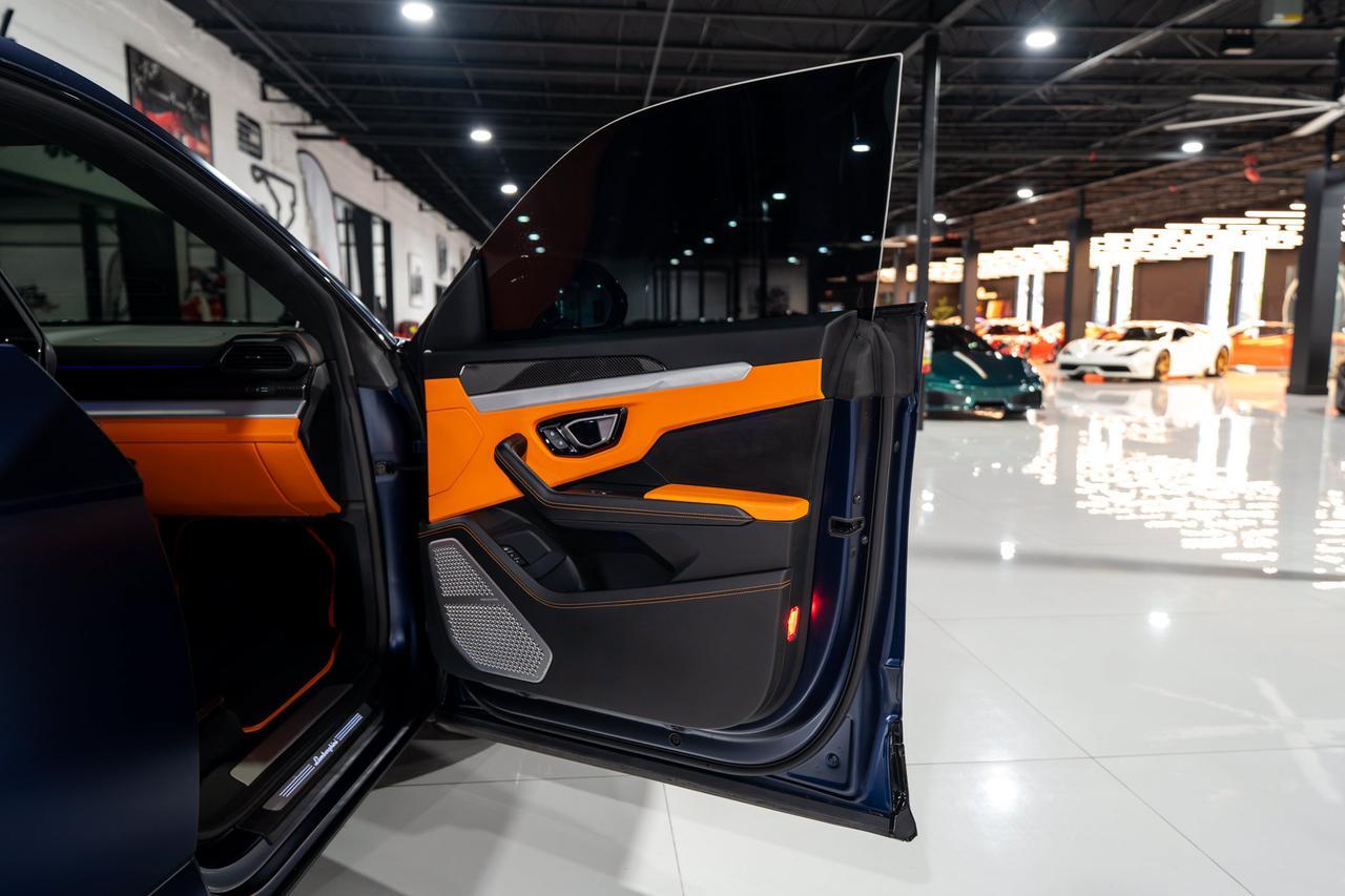 2022 Lamborghini Urus Blu Astraeus Matt paint, Arancio calipers,Ad Personam interior, Bang & Olufsen system & MORE!! Fort Lauderdale FL