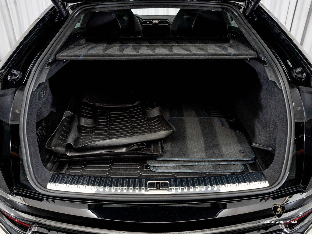 2022 Lamborghini Urus Graphite Capsule AWD North Miami Beach FL