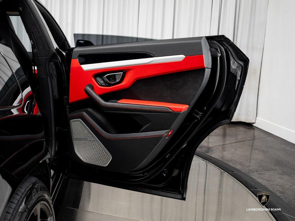 2022 Lamborghini Urus Graphite Capsule AWD North Miami Beach FL