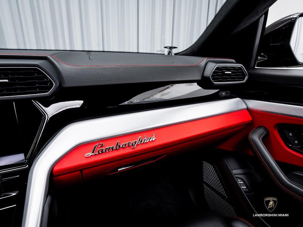 2022 Lamborghini Urus Graphite Capsule AWD North Miami Beach FL