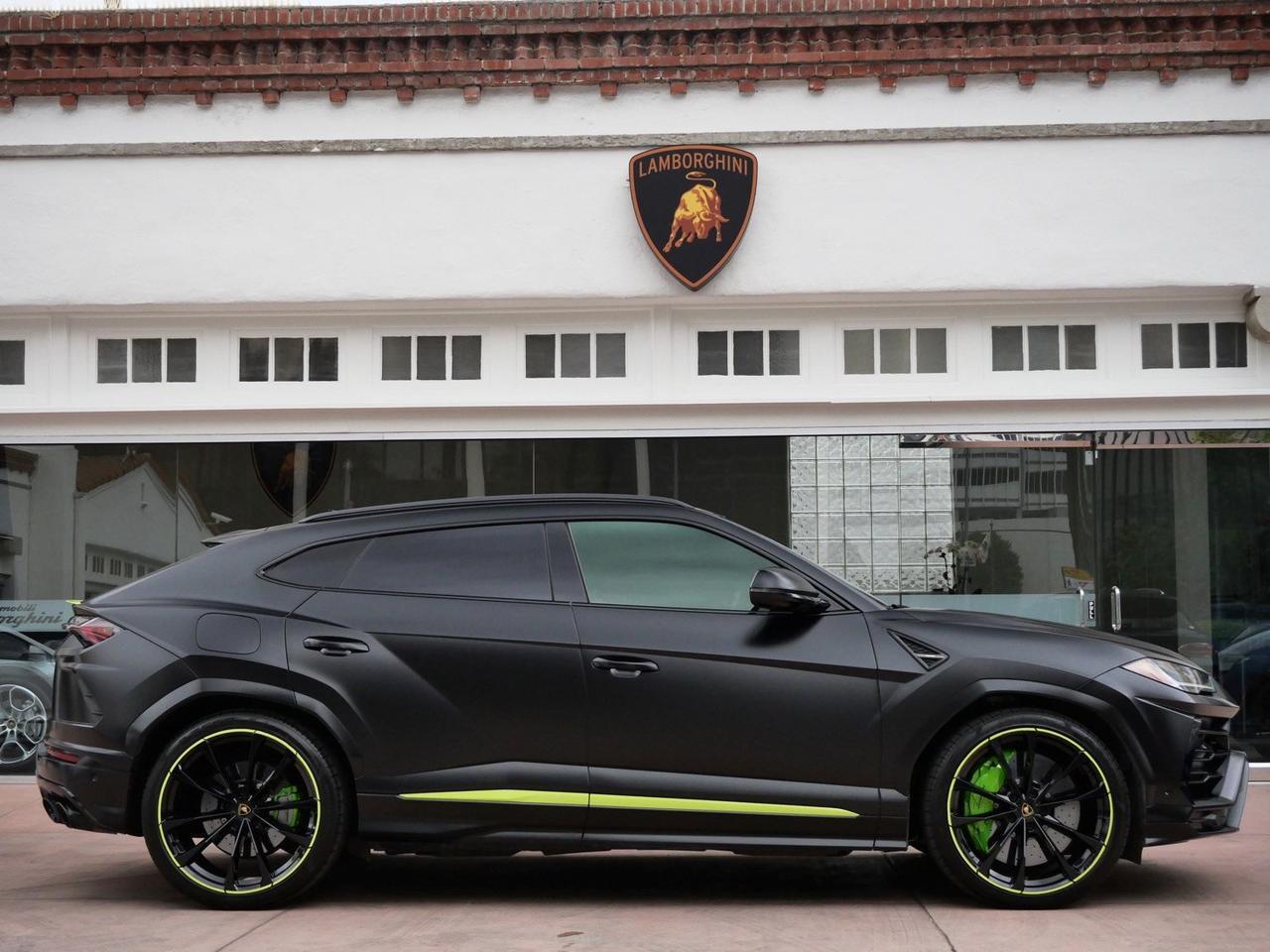 2022 Lamborghini Urus Graphite Capsule Graphite Capsule Lawrence KS