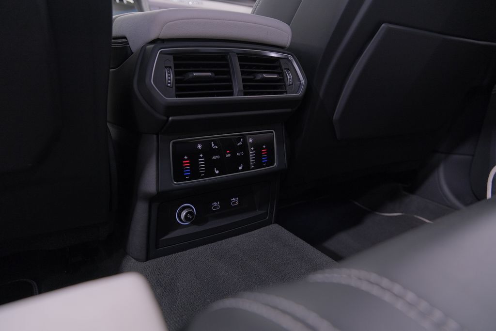 2022 Lamborghini Urus Graphite Capsule Miami FL