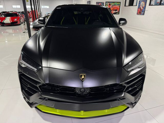 2022 Lamborghini Urus Graphite Capsule, Nero Noctus Matt paint, Bang & Olufsen audio AND MUCH MORE!! Fort Lauderdale FL