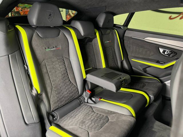 2022 Lamborghini Urus Graphite Capsule, Nero Noctus Matt paint, Bang & Olufsen audio AND MUCH MORE!! Fort Lauderdale FL