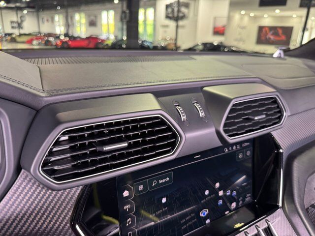 2022 Lamborghini Urus Graphite Capsule, Nero Noctus Matt paint, Bang & Olufsen audio AND MUCH MORE!! Fort Lauderdale FL