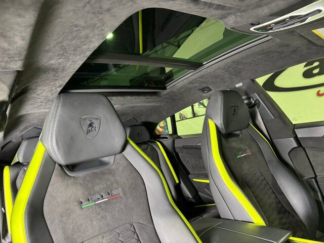 2022 Lamborghini Urus Graphite Capsule, Nero Noctus Matt paint, Bang & Olufsen audio AND MUCH MORE!! Fort Lauderdale FL