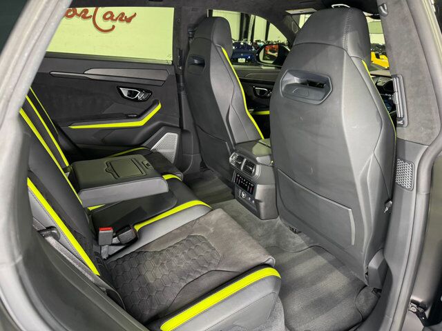 2022 Lamborghini Urus Graphite Capsule, Nero Noctus Matt paint, Bang & Olufsen audio AND MUCH MORE!! Fort Lauderdale FL