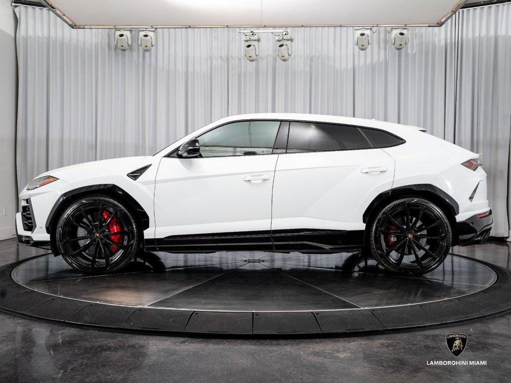 2022 Lamborghini Urus Graphite Capsule North Miami Beach FL