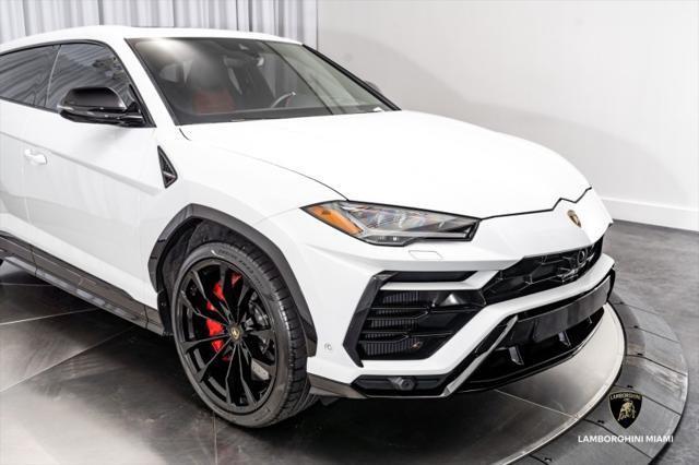 2022 Lamborghini Urus Graphite Capsule North Miami Beach FL
