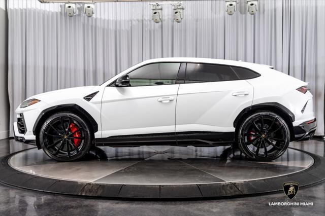 2022 Lamborghini Urus Graphite Capsule North Miami Beach FL