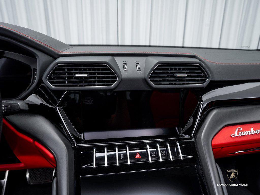 2022 Lamborghini Urus Graphite Capsule North Miami Beach FL