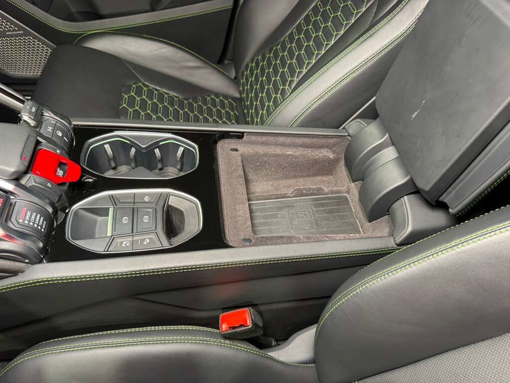 2022 Lamborghini Urus Grigio Nimbus paint, exterior carbon fiber trim, Bang & Olufsen audio system AND MUCH MORE!!! Fort Lauderdale FL