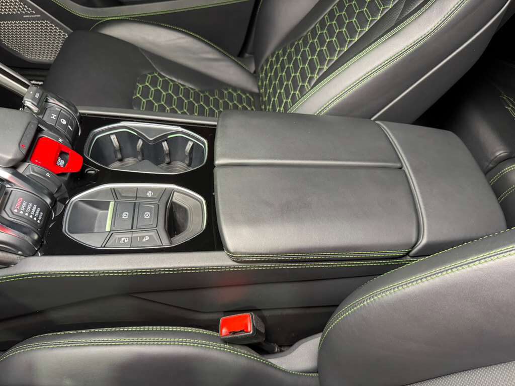 2022 Lamborghini Urus Grigio Nimbus paint, exterior carbon fiber trim, Bang & Olufsen audio system AND MUCH MORE!!! Fort Lauderdale FL