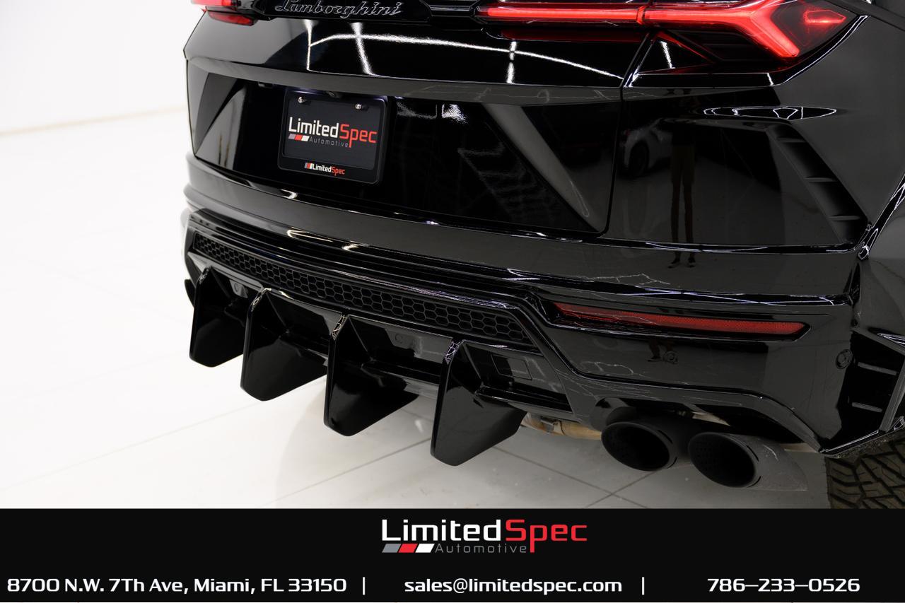 2022 Lamborghini Urus Off road - Wide Body Miami FL