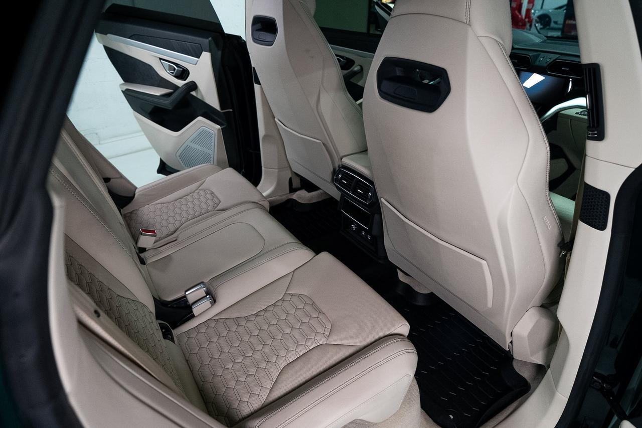 2022 Lamborghini Urus Verde Hydra paint, Ad Personam interior, pano roof, Bang & Olufsen audio system AND MUCH MORE!!! Fort Lauderdale FL