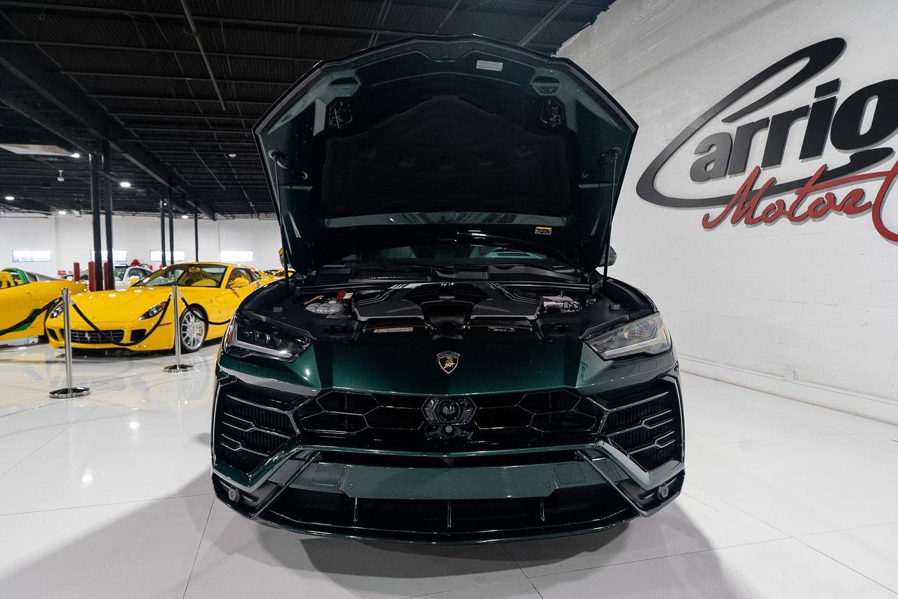 2022 Lamborghini Urus Verde Hydra paint, Ad Personam interior, pano roof, Bang & Olufsen audio system AND MUCH MORE!!! Fort Lauderdale FL