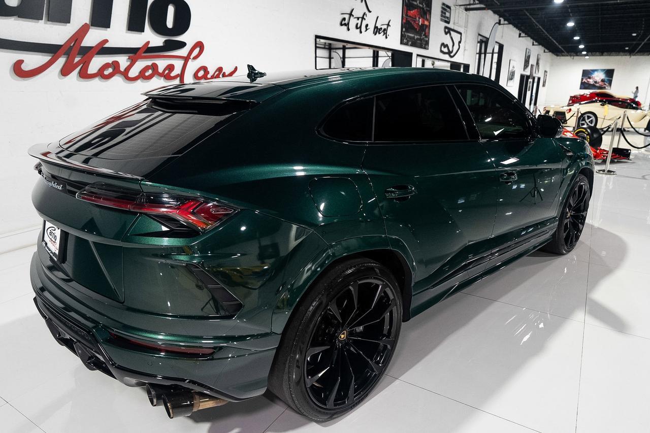 2022 Lamborghini Urus Verde Hydra paint, Ad Personam interior, pano roof, Bang & Olufsen audio system AND MUCH MORE!!! Fort Lauderdale FL