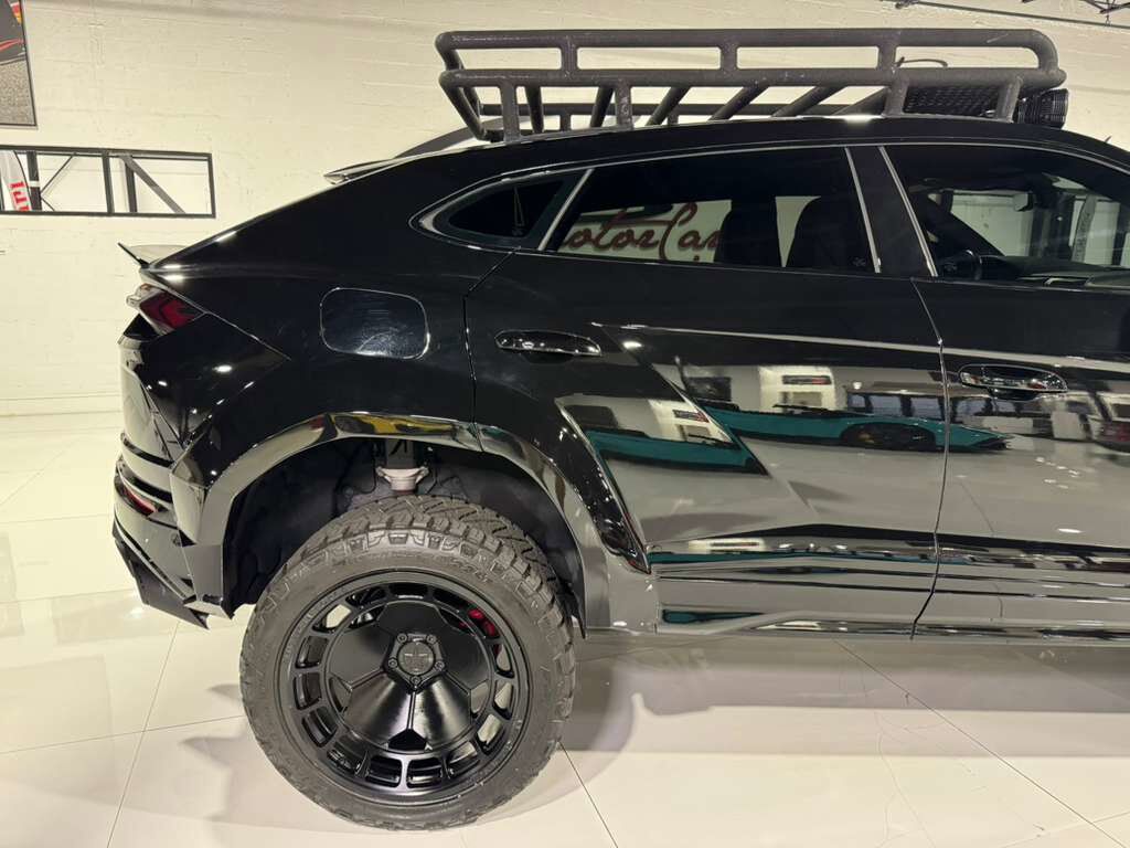 2022 Lamborghini Urus off-road build, lifted suspension, roof rack w/ LEDs, Bang & Olufsen audio system AND MUCH MORE!! Fort Lauderdale FL
