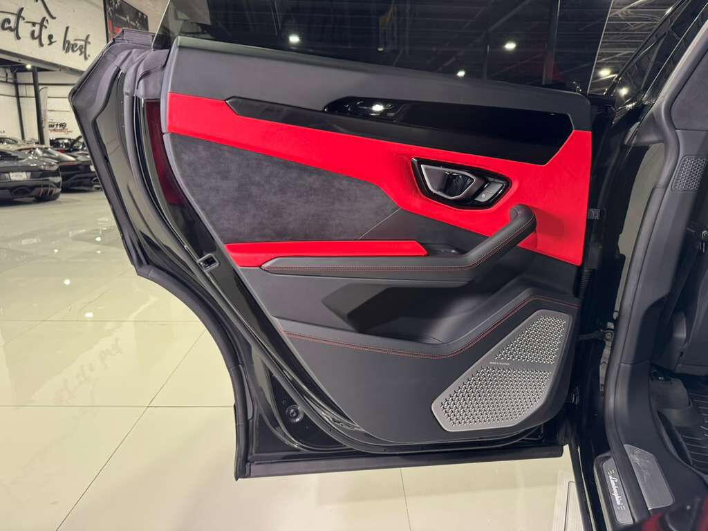 2022 Lamborghini Urus off-road build, lifted suspension, roof rack w/ LEDs, Bang & Olufsen audio system AND MUCH MORE!! Fort Lauderdale FL