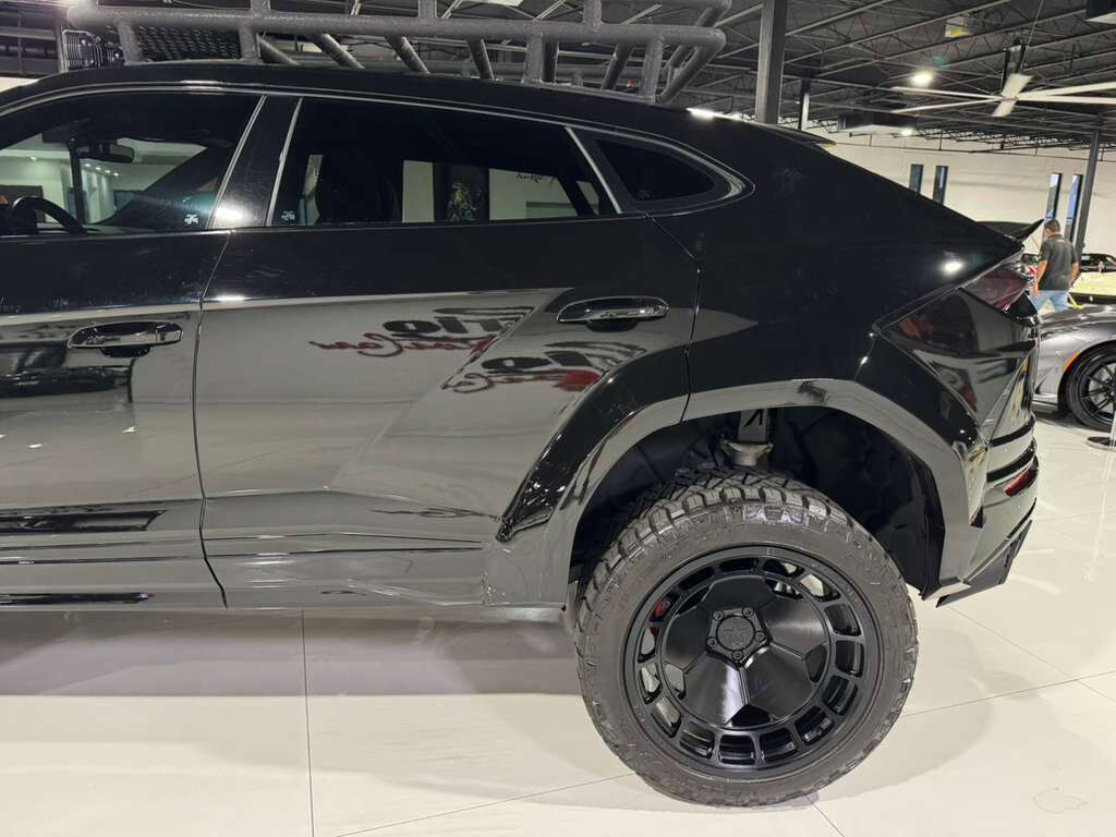 2022 Lamborghini Urus off-road build, lifted suspension, roof rack w/ LEDs, Bang & Olufsen audio system AND MUCH MORE!! Fort Lauderdale FL